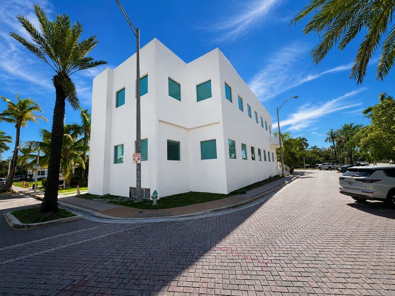 201 N Ocean Dr, Hollywood, FL à louer - Photo du bâtiment - Image 3 de 30