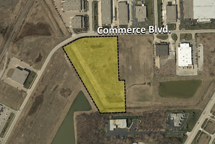 30300 Commerce Blvd, Chesterfield, MI à louer - Photo du bâtiment - Image 2 de 2