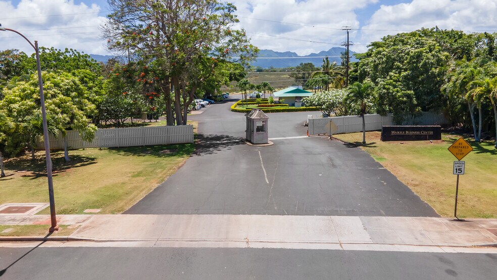 94-990 Pakela St, Waipahu, HI à louer - Aérien - Image 1 de 5