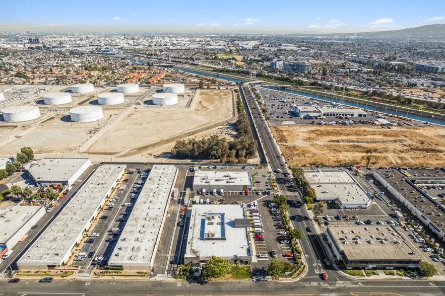 20930 Chico St, Carson, CA for sale - Building Photo - Image 2 of 7