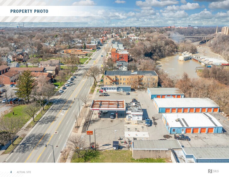 440 Lake Ave, Rochester, NY à vendre - Photo du bâtiment - Image 3 de 8