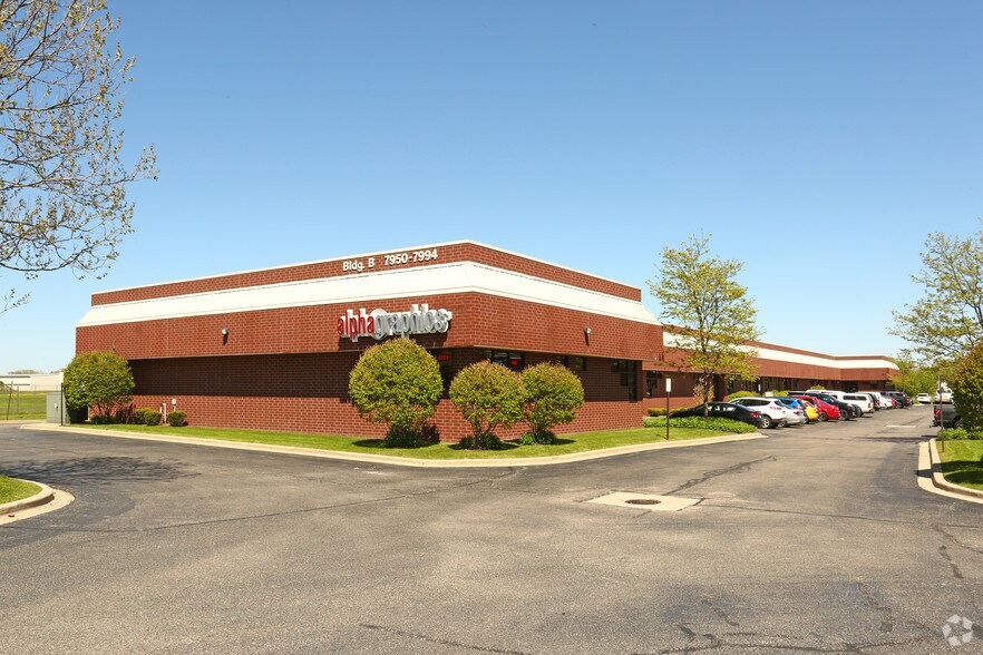 7950-7994 N Lilley Rd, Canton, MI à vendre - Photo principale - Image 1 de 2