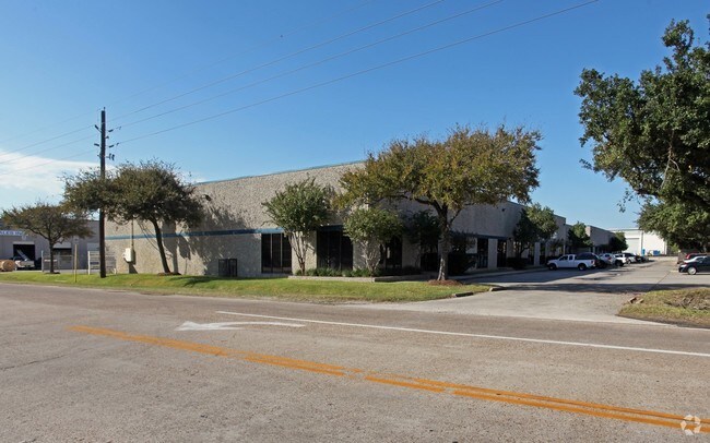 More details for 18207 Chisholm Trl, Houston, TX - Flex, Industrial for Lease