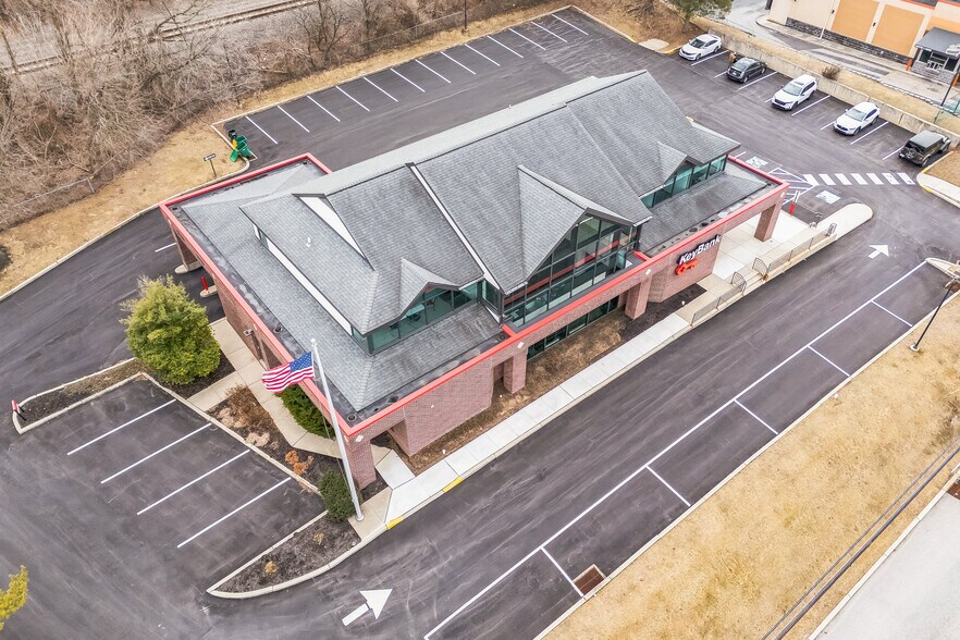 200 W Lancaster Ave, Frazer, PA à vendre - Photo du bâtiment - Image 2 de 10