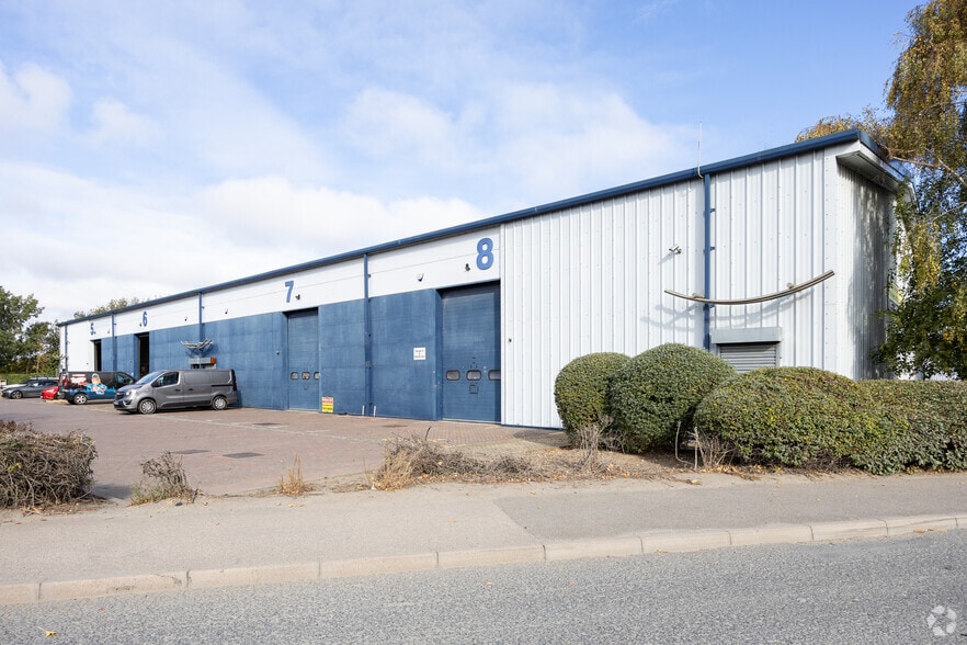 Castle Rd, Sittingbourne for lease - Primary Photo - Image 1 of 2