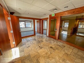 628 NW York Dr, Bend, OR for lease Building Photo- Image 2 of 13