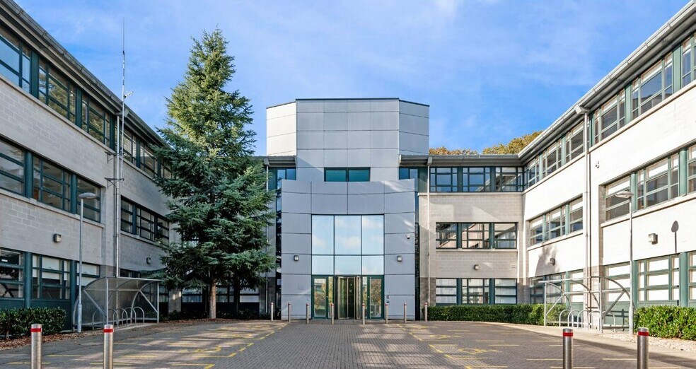 Callendar Rd, Falkirk à louer - Photo principale - Image 1 de 3