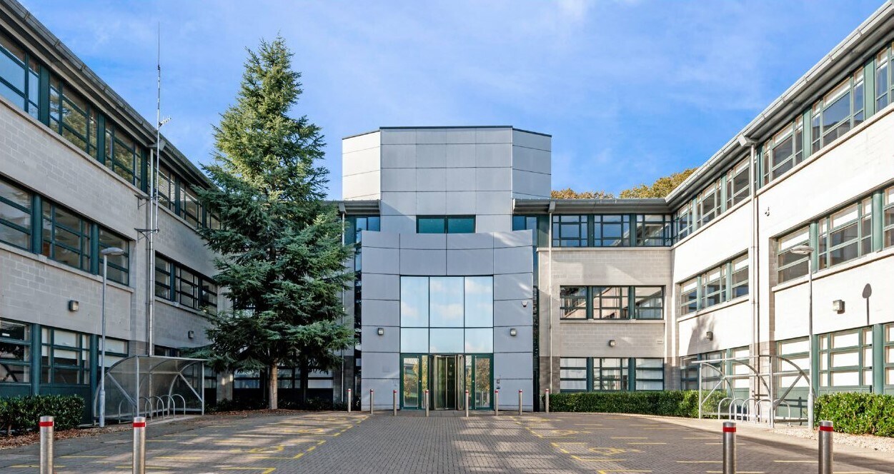 Callendar Rd, Falkirk à louer Photo principale- Image 1 de 4