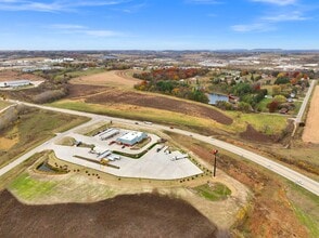 000 Seippel Rd, Dubuque, IA - AERIAL  map view
