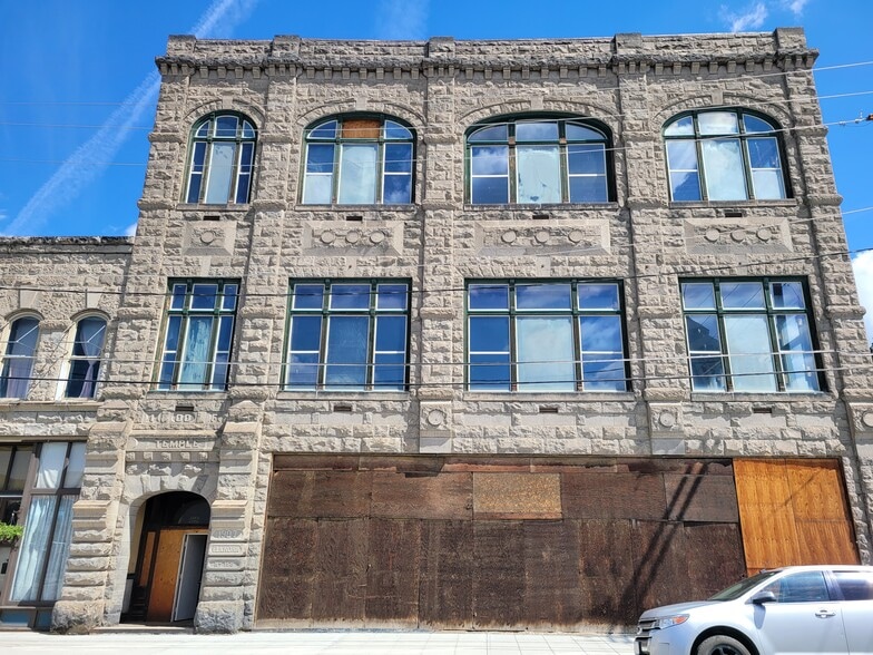 1976 Valley St, Baker City, OR for sale - Building Photo - Image 2 of 19