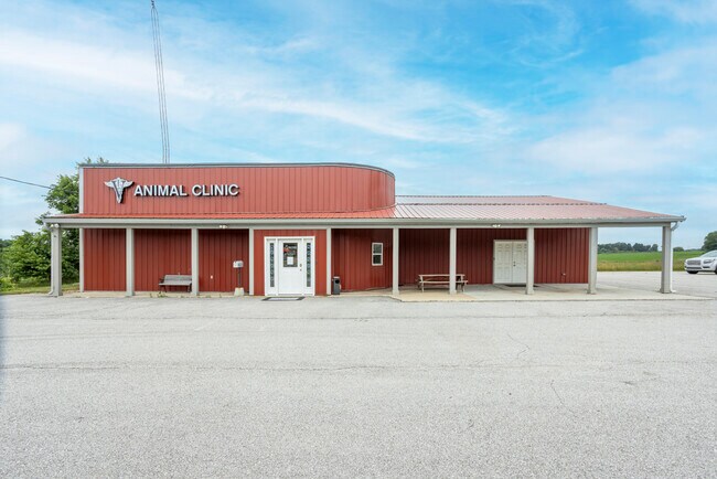 Plus de détails pour 5424 E US Highway 20, Rolling Prairie, IN - Bureau à vendre