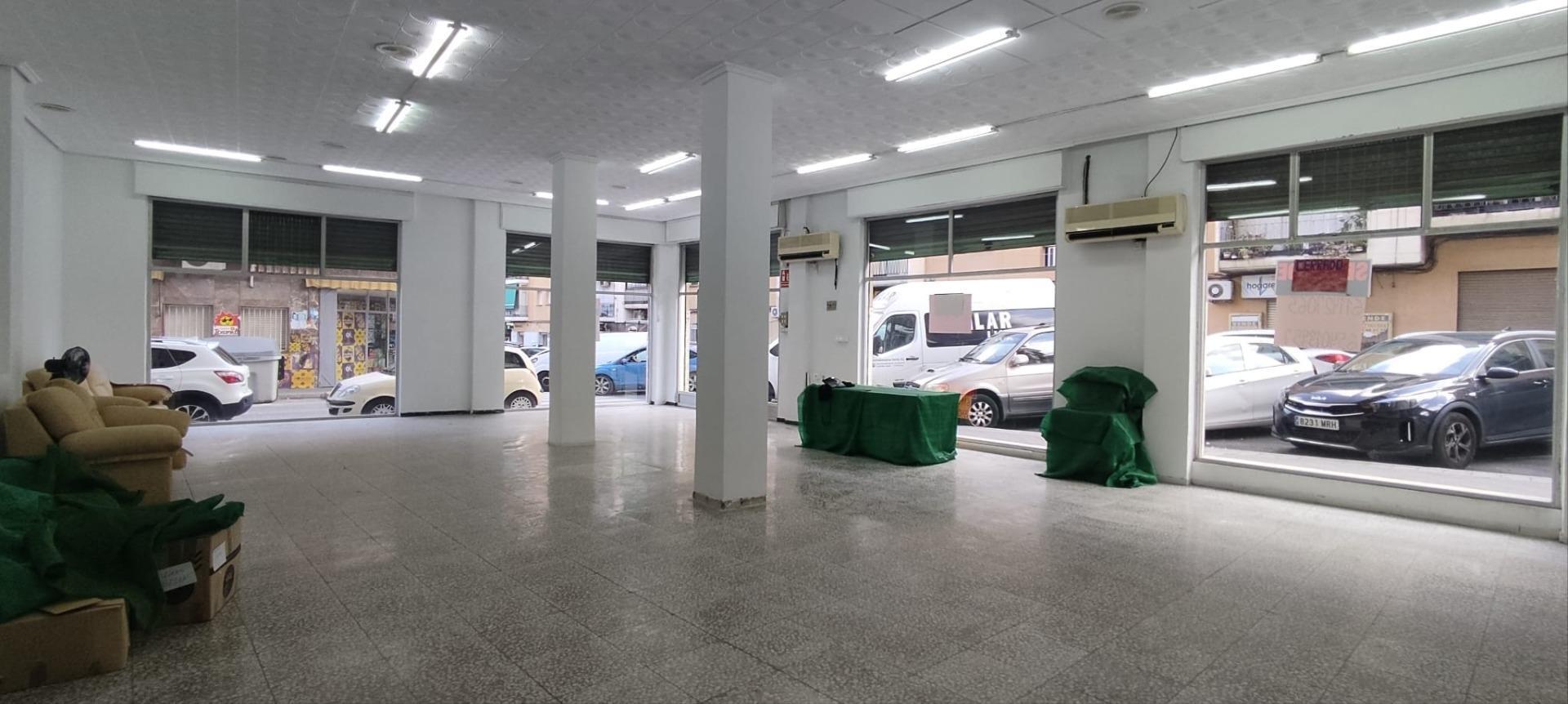 Retail in Elche, Alicante for sale Interior Photo- Image 1 of 14