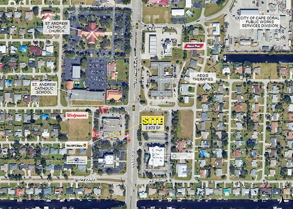 2710 Del Prado Blvd S, Cape Coral, FL à louer - Photo du bâtiment - Image 3 de 4