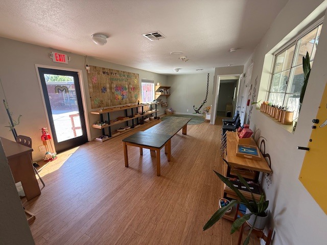 22566 Vanowen St, West Hills, CA for sale - Building Photo - Image 3 of 8