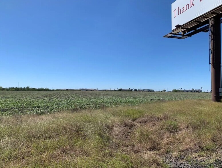 401 N Padre Island Dr, Corpus Christi, TX à vendre - Photo du bâtiment - Image 2 de 8