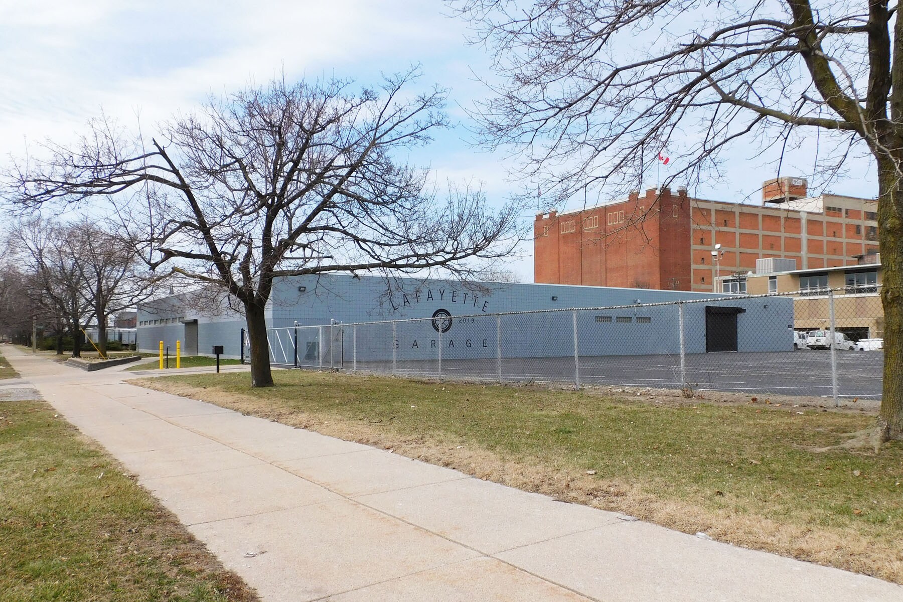 2000 W Lafayette Blvd, Detroit, MI for sale Primary Photo- Image 1 of 2