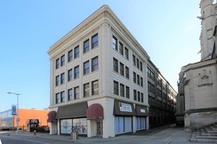 3030 Euclid Ave, Cleveland OH - Services immobiliers commerciaux