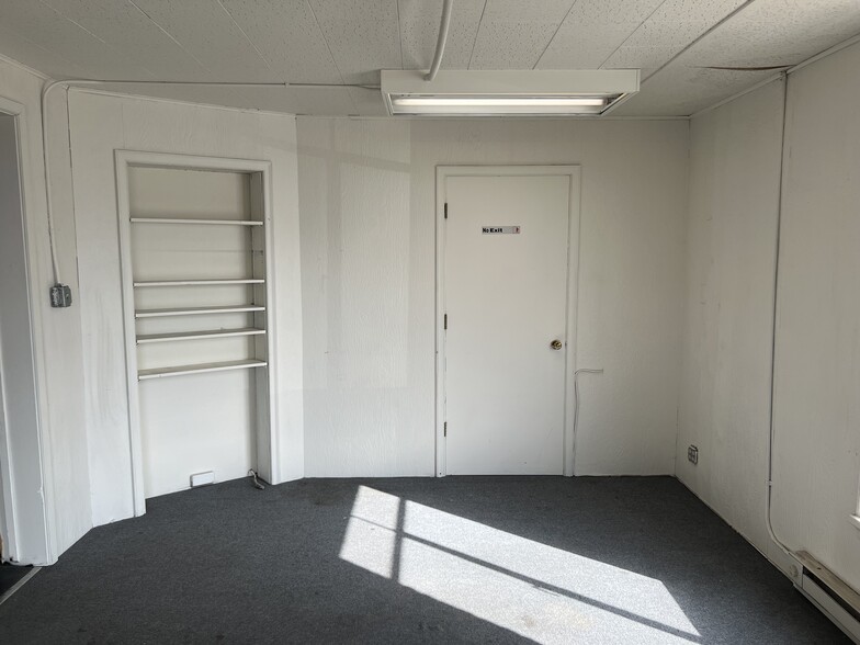 500 5th St, Elko, NV for lease - Building Photo - Image 3 of 19