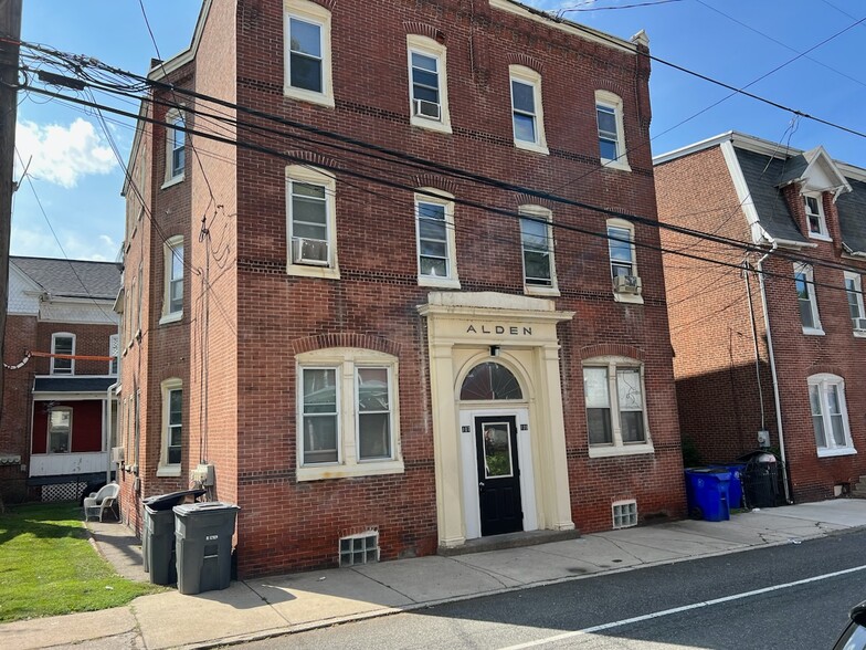 109 N York St, Pottstown, PA for sale - Building Photo - Image 1 of 1