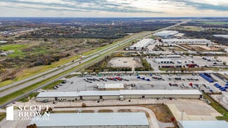 Plus de détails pour 1512 I-35 W, Denton, TX - Industriel à louer
