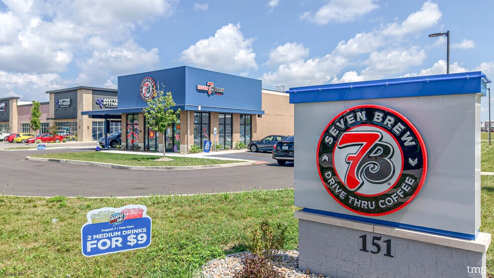 151 Newporte Blvd, La Porte, IN à vendre - Photo du bâtiment - Image 2 de 11
