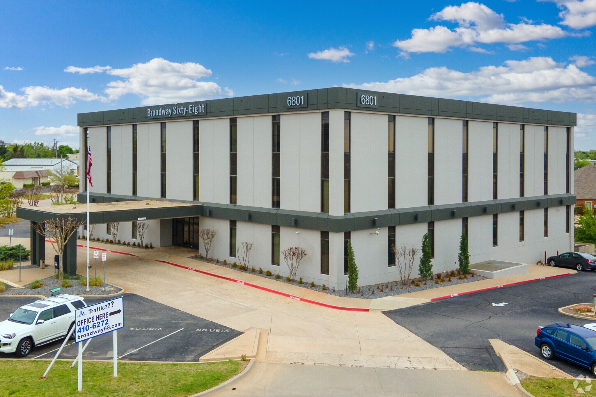 6801 Broadway Ext, Oklahoma City, OK à louer Photo principale- Image 1 de 6