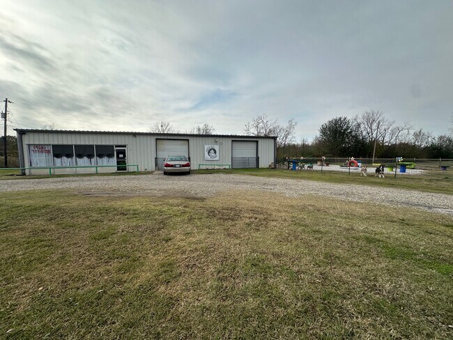 More details for 465164 US-64 Hwy, Sallisaw, OK - Retail for Sale