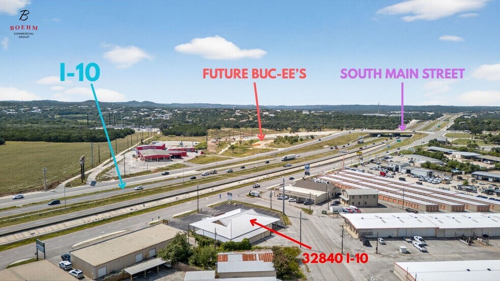 32840 IH-10 W, Boerne, TX à louer - Photo du bâtiment - Image 3 de 41