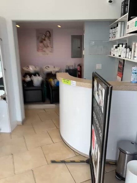 45-19 34th ave, Long Island City, NY for lease - Commercial Listing Video - Image 2 of 6