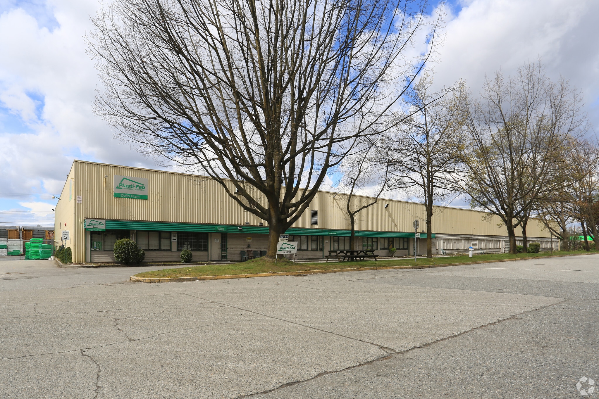 679 Aldford Ave, Delta, BC for lease Building Photo- Image 1 of 7