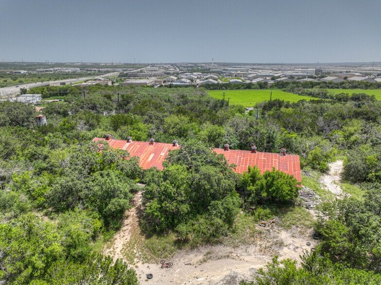 19503 & 19525 FM 2252, Garden Ridge, TX for sale - Building Photo - Image 3 of 35