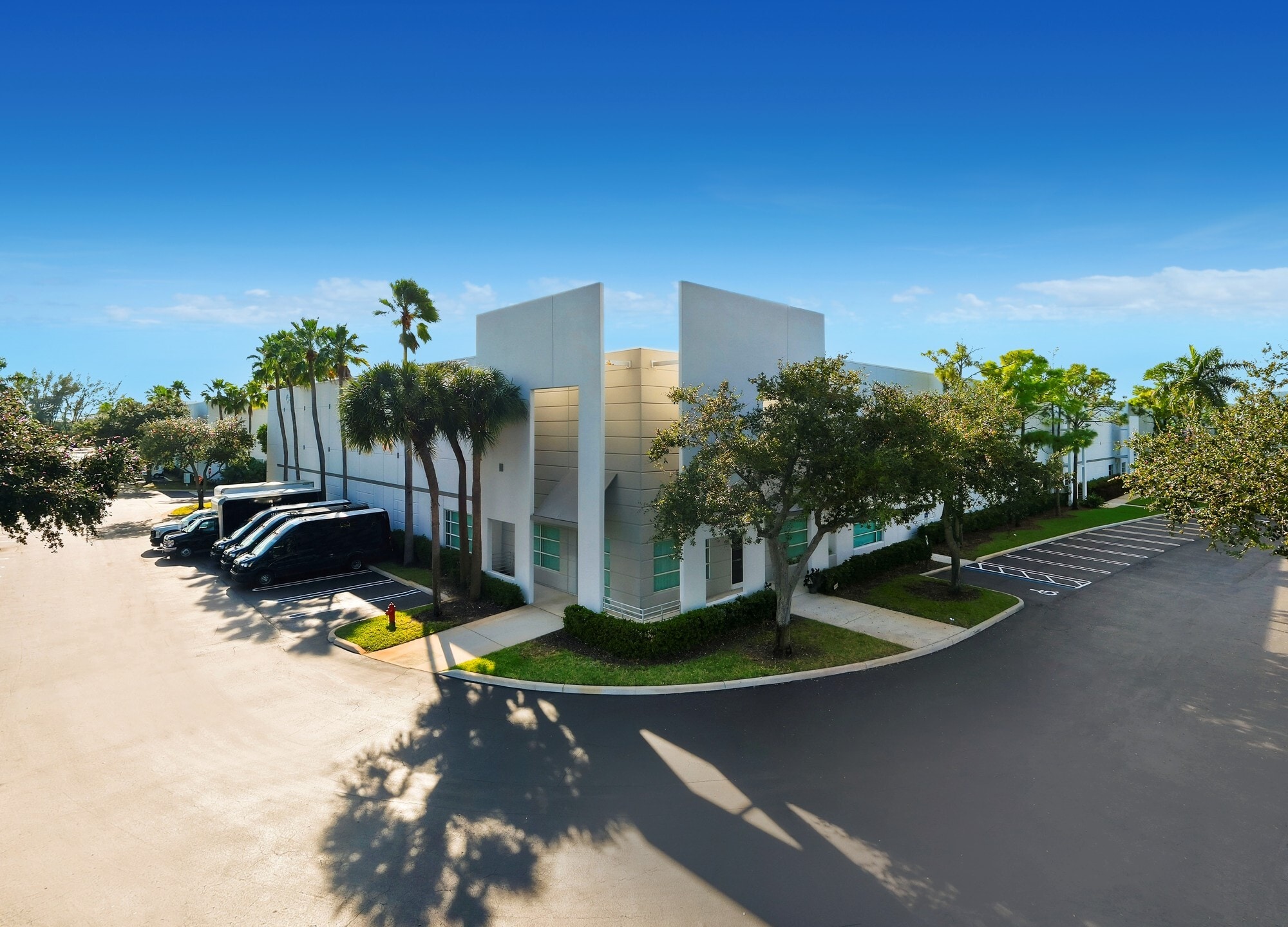 2035 High Ridge Rd, Boynton Beach, FL for lease Building Photo- Image 1 of 7