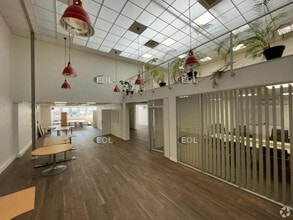 10-22 Rue D'Arras, Nanterre for lease Interior Photo- Image 1 of 4