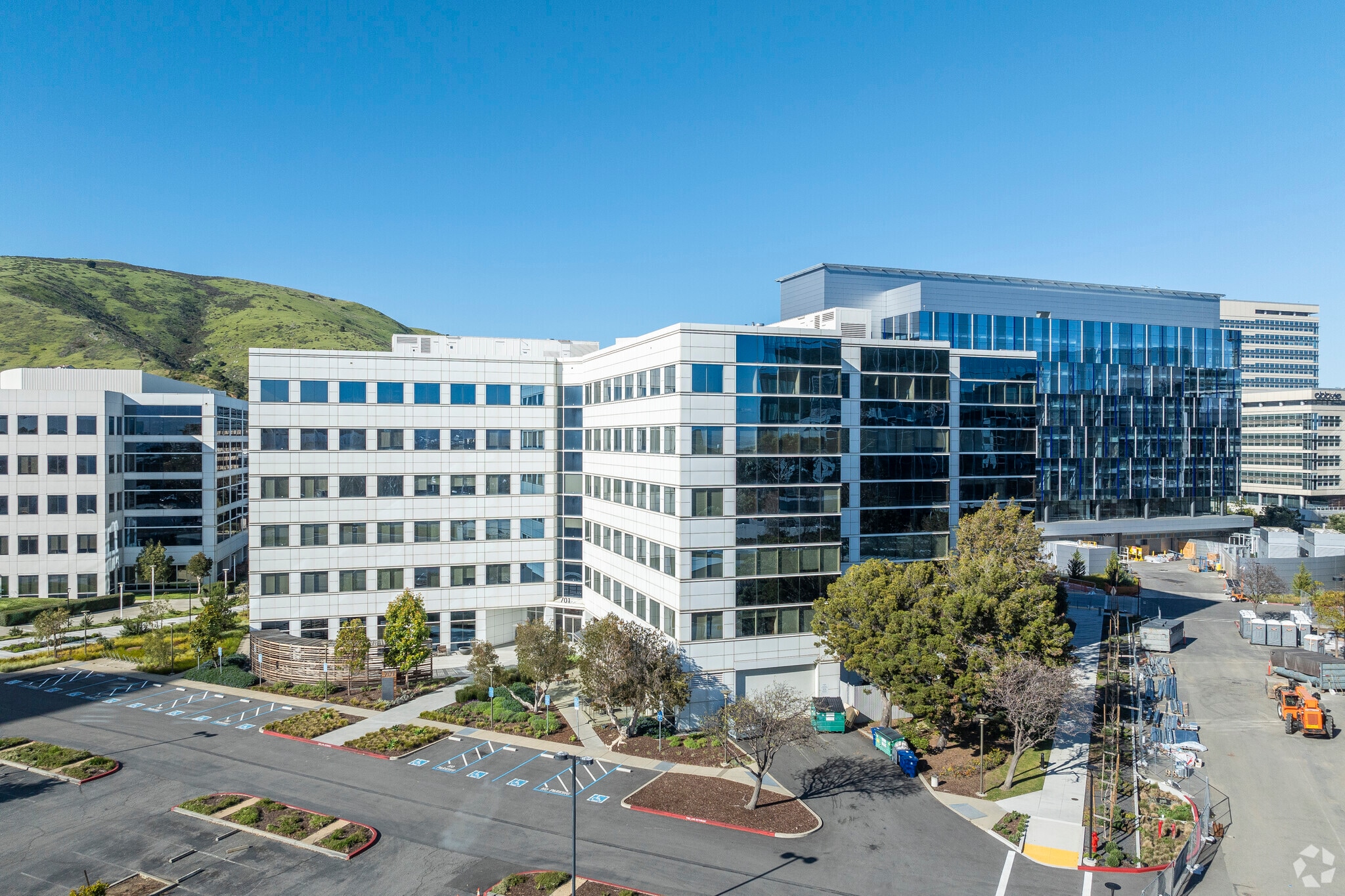 601 Gateway Blvd, South San Francisco, CA for lease Primary Photo- Image 1 of 18