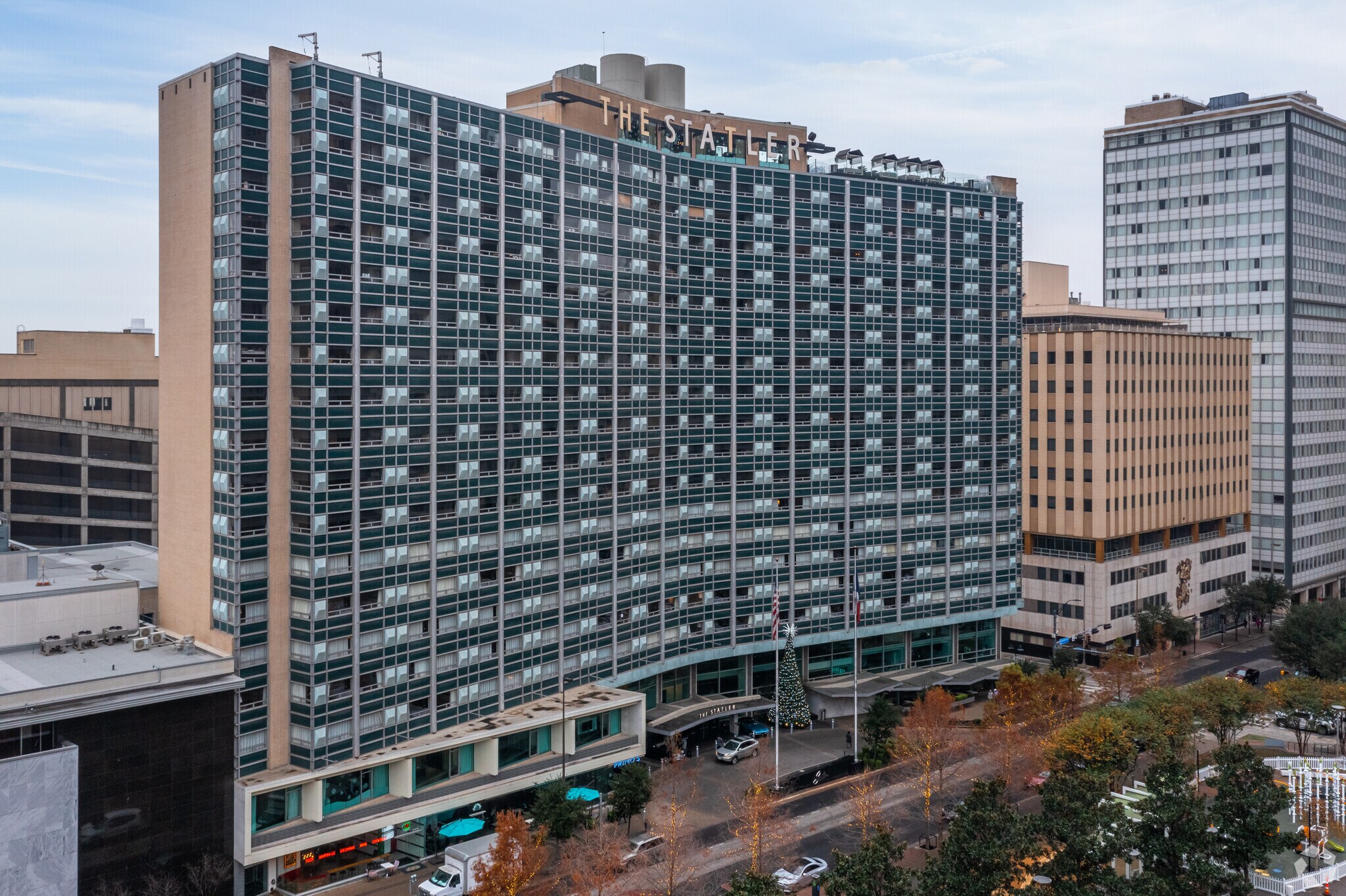 1914 Commerce St, Dallas, TX for lease Primary Photo- Image 1 of 5