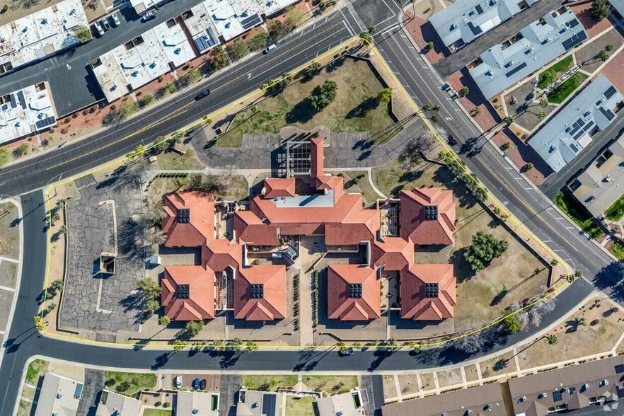 13818 N Thunderbird Blvd, Sun City, AZ for sale - Building Photo - Image 3 of 14