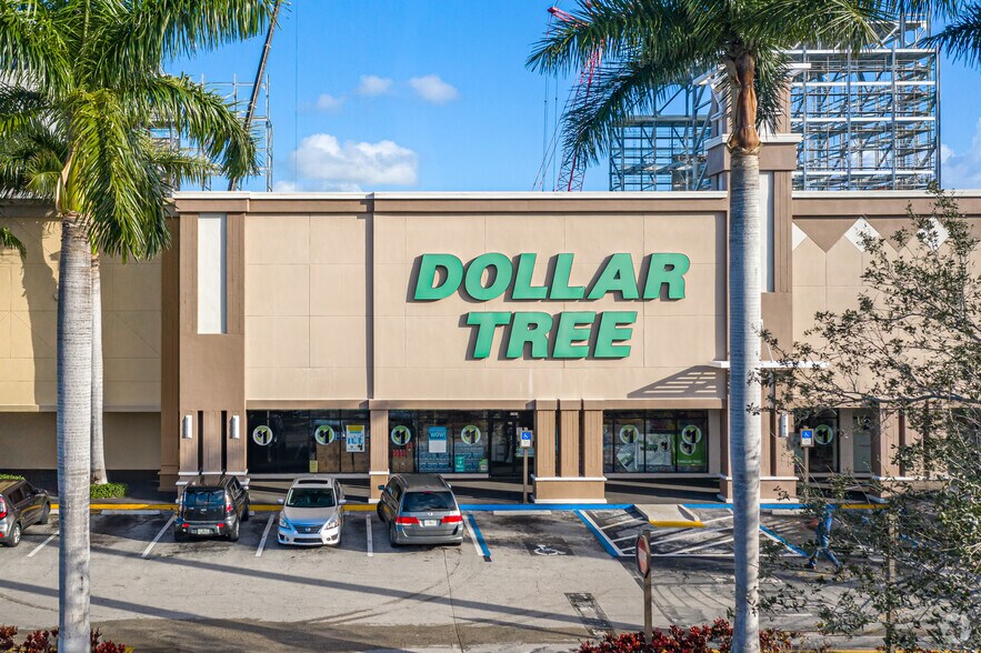 1303-1497 SE 17th St, Fort Lauderdale, FL à louer - Photo du bâtiment - Image 2 de 17