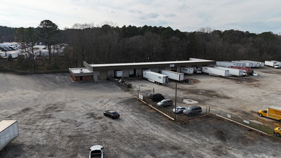 3987 Moreland Ave SE, Conley, GA à louer - Photo du bâtiment - Image 3 de 5