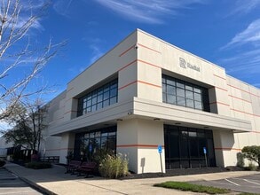 6360-6440 Port Rd, Groveport, OH for lease Building Photo- Image 2 of 7