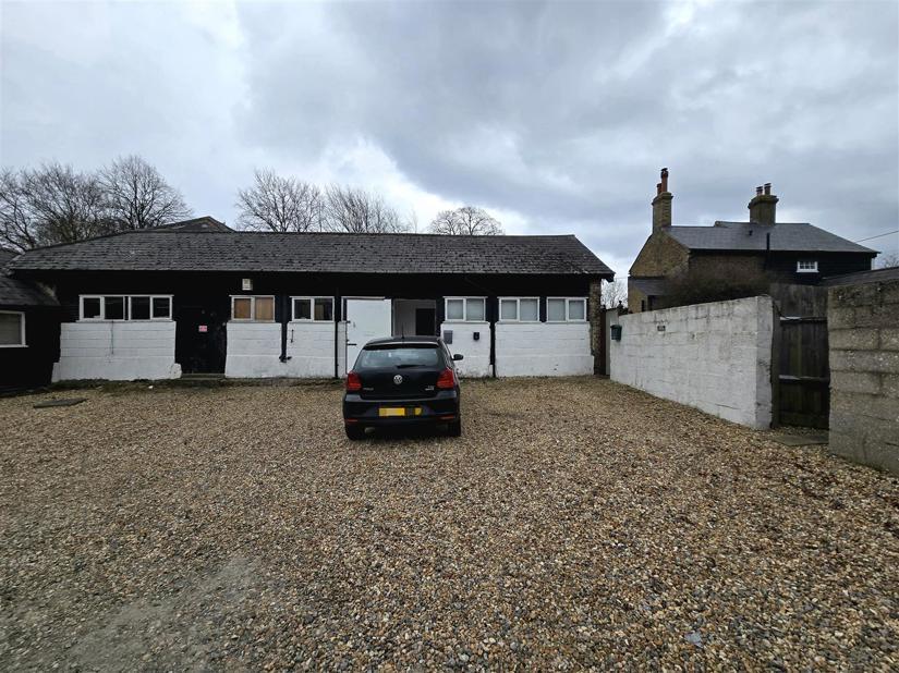 Horton Rd, South Darenth for lease Primary Photo- Image 1 of 3