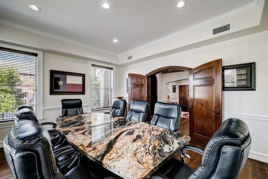 1214 Elgin St, Houston, TX à vendre - Photo intérieure - Image 2 de 17