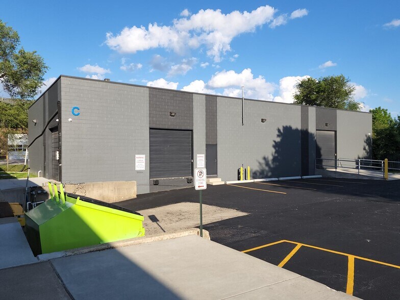 265 S Harris Rd, Ypsilanti, MI à louer - Photo du bâtiment - Image 2 de 6