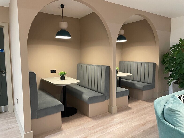 2 Brunswick Sq, Birmingham à louer - Photo du bâtiment - Image 3 de 11