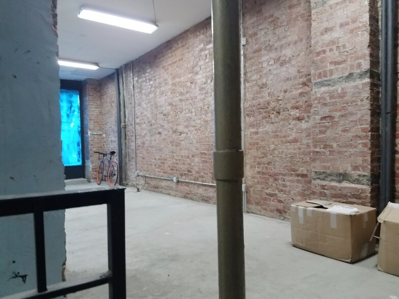 212 E 122nd St, New York, NY à louer - Photo du bâtiment - Image 3 de 12