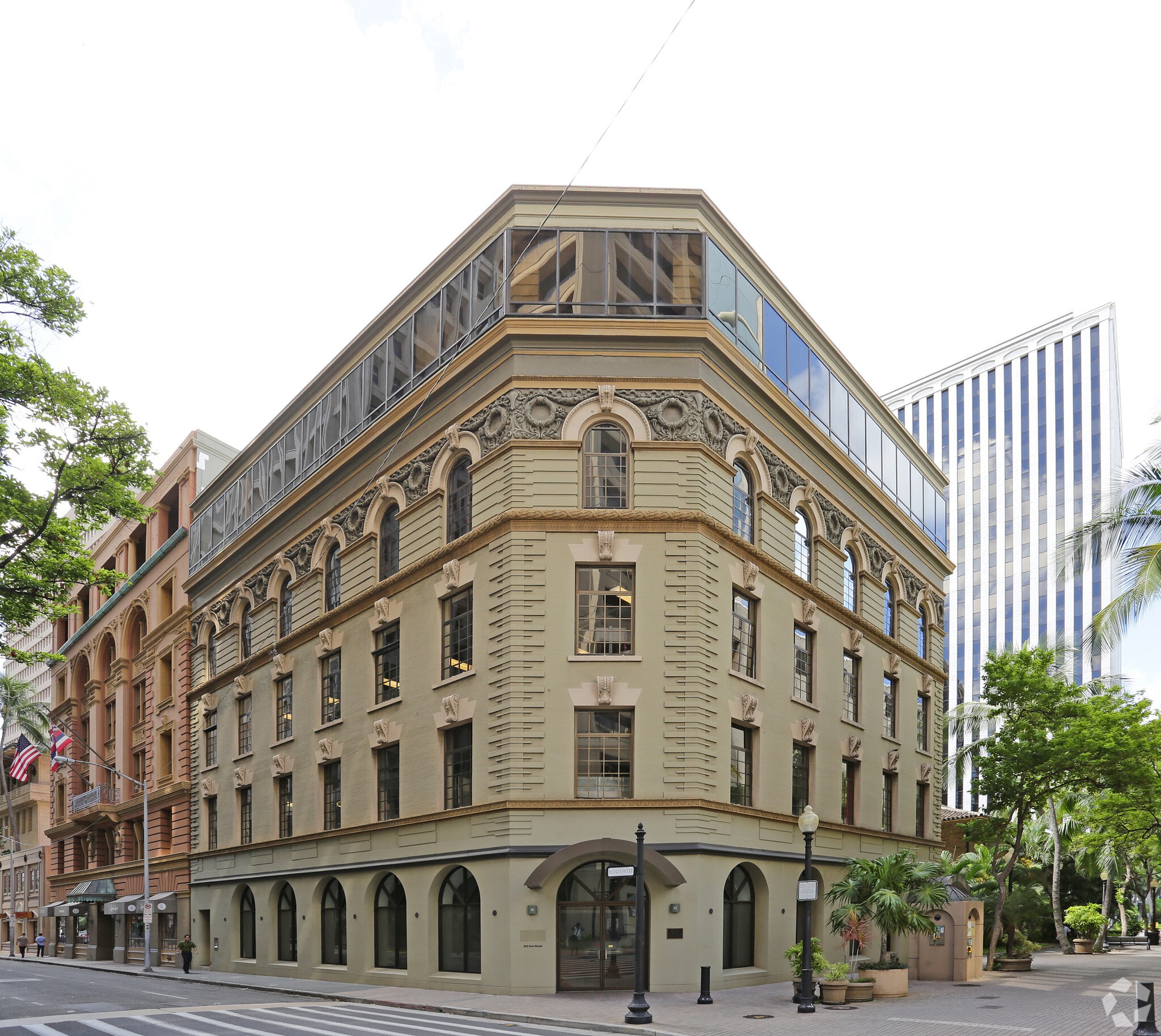 851 Fort Street Mall, Honolulu, HI for lease Building Photo- Image 1 of 14