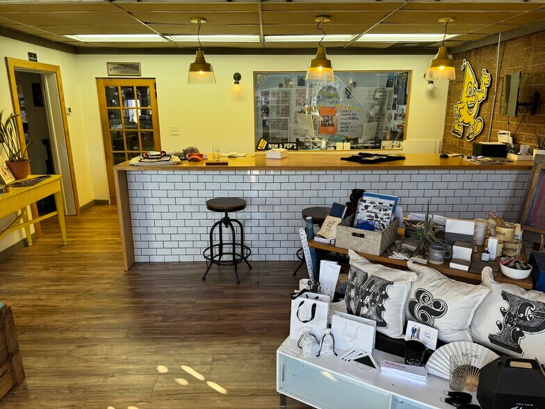 4011 Atmore St, Charlotte, NC à vendre - Photo du bâtiment - Image 3 de 6