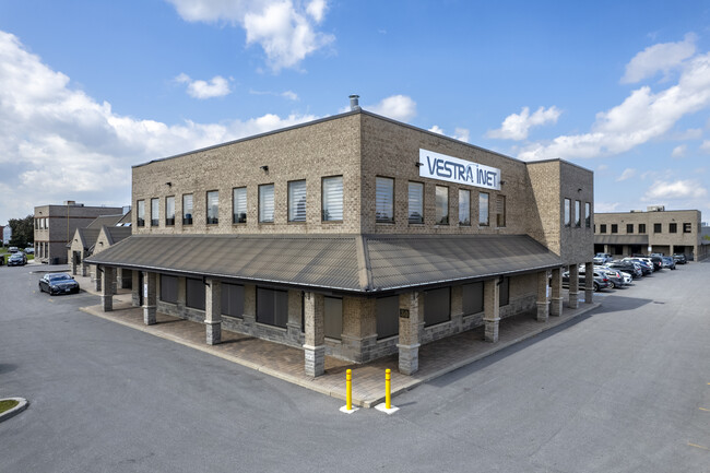 More details for 30 Pennsylvania Ave, Vaughan, ON - Office for Lease