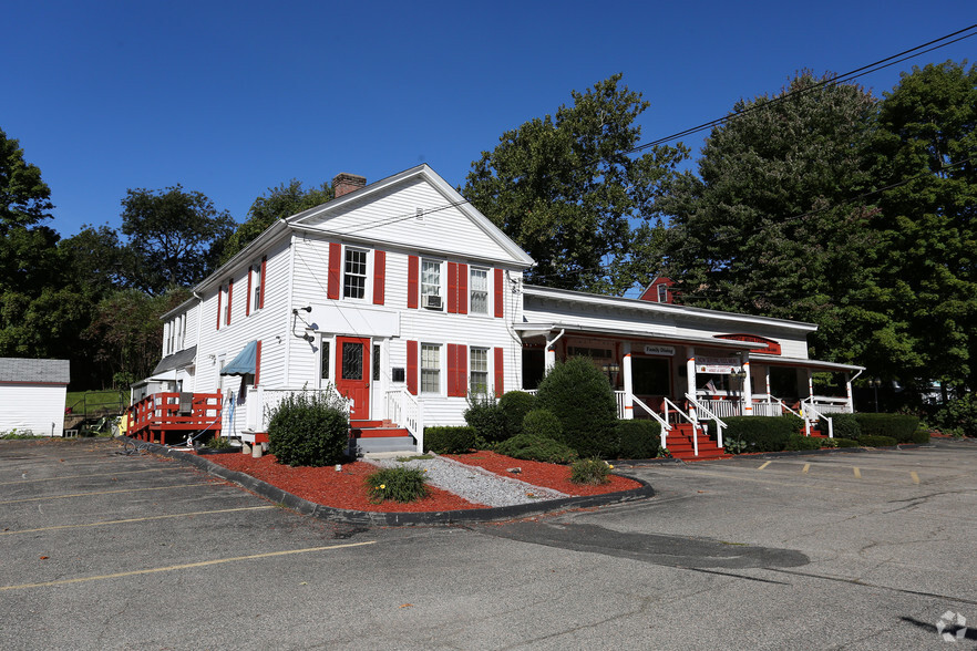 1422 Main St, Agawam, MA à vendre - Photo principale - Image 1 de 1