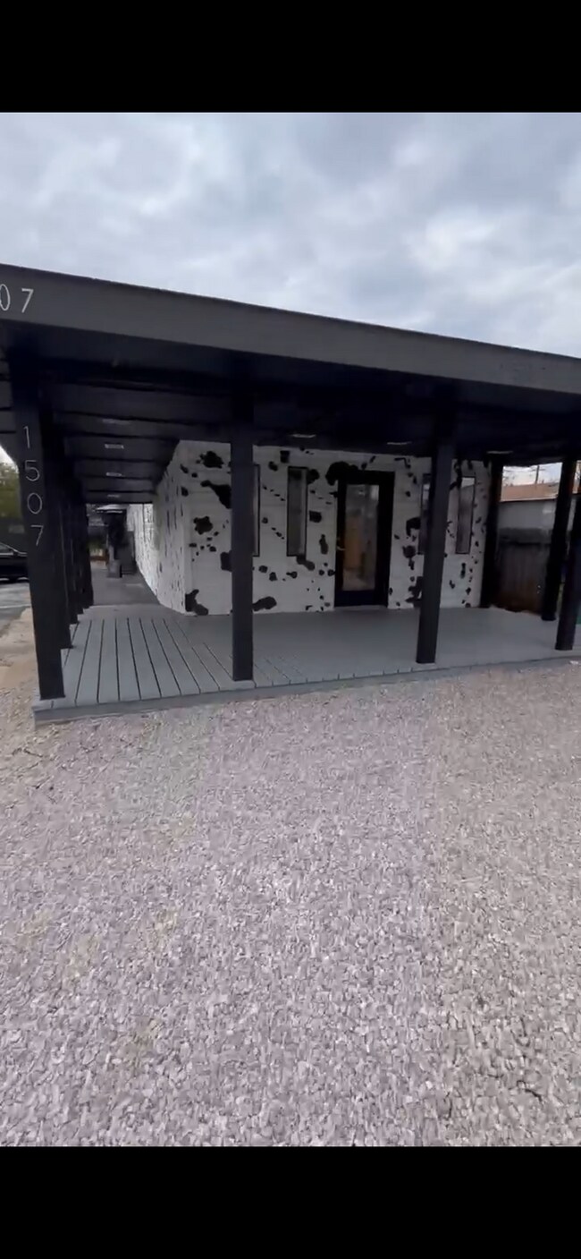 More details for 1507 W North Loop Blvd, Austin, TX - Retail for Lease