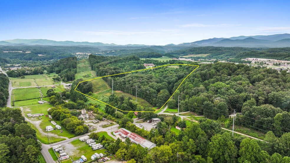 00 Howard Simmons Road, Ellijay, GA à vendre - Photo du bâtiment - Image 3 de 11